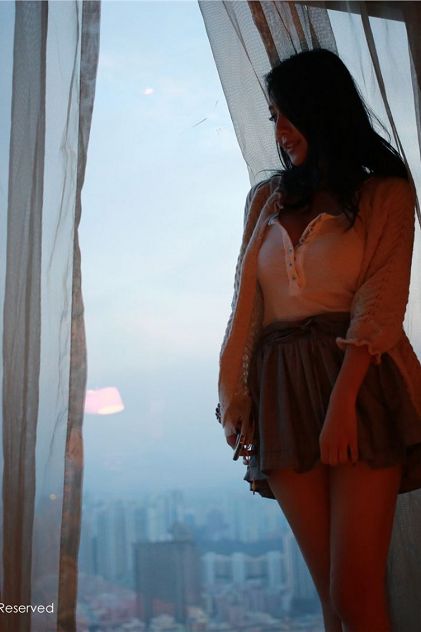 白丝娇喘过膝袜爽短裙调教